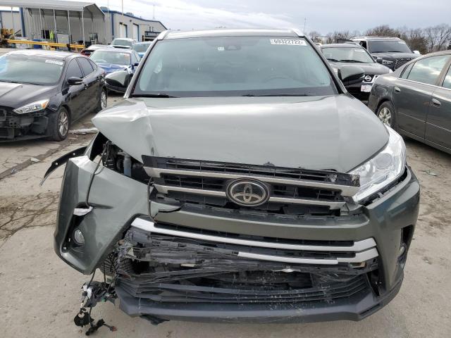 Photo 5 from auction – 2018 TOYOTA HIGHLANDER with VIN 5TDKZRFH2JS242108
