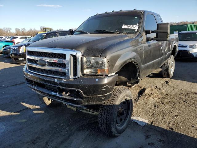 FORD F250 SUPER 2000 with VIN 1FTNX21F2YEE39358 - Photo from auction