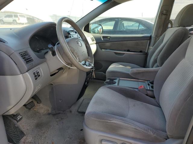 Photo 7 from auction – 2010 TOYOTA SIENNA CE with VIN 5TDKK4CC5AS316069