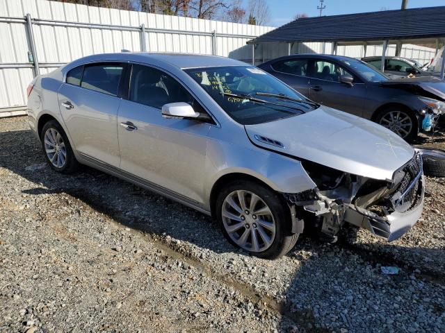 Photo 4 from auction – 2016 BUICK LACROSSE with VIN 1G4GB5G30GF179469