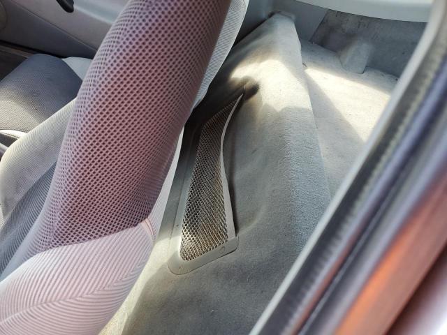 Photo 10 from auction – 2000 HONDA INSIGHT with VIN JHMZE1358YT003680