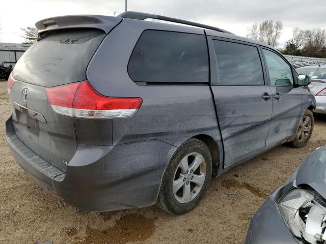 Photo 3 from auction – 2014 TOYOTA SIENNA LE with VIN 5TDKK3DC8ES492435