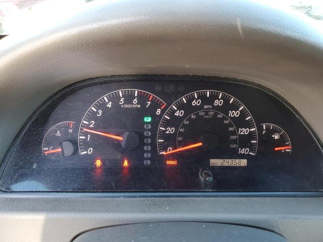 Photo 9 from auction – 2005 TOYOTA CAMRY LE with VIN 4T1BE32K95U028644