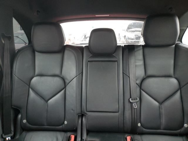 Photo 10 from auction – 2011 PORSCHE CAYENNE with VIN WP1AA2A29BLA09387