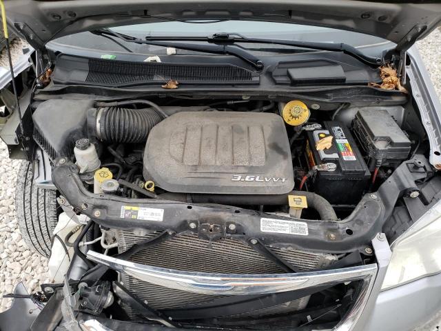 Photo 12 from auction – 2014 CHRYSLER TOWN & COU with VIN 2C4RC1BG0ER446855