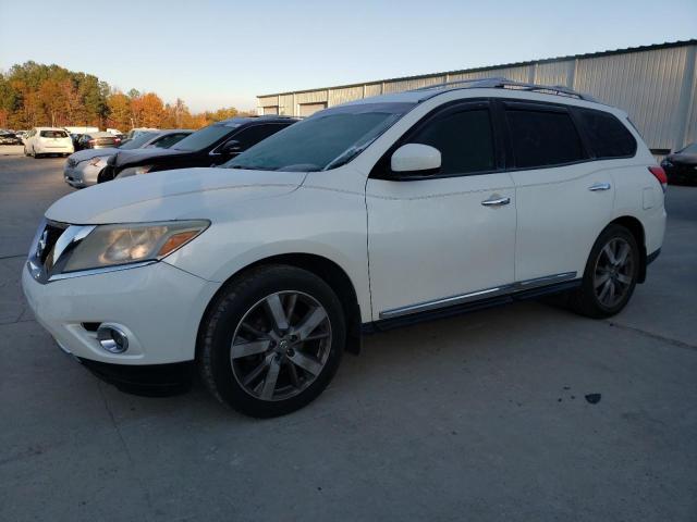 NISSAN PATHFINDER 2015 with VIN 5N1AR2MM3FC653556 - Photo from auction