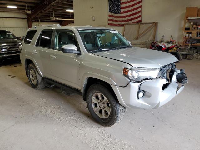 Photo 4 from auction – 2015 TOYOTA 4RUNNER SR with VIN JTEBU5JR7F5265786