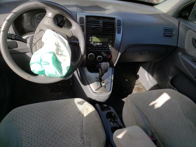 Photo 8 from auction – 2005 HYUNDAI TUCSON GLS with VIN KM8JN72D85U182833