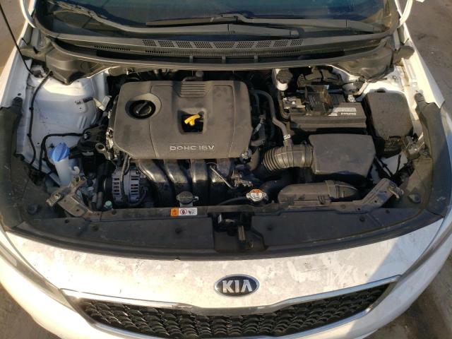 Photo 11 from auction – 2017 KIA FORTE LX with VIN 3KPFL4A76HE128993