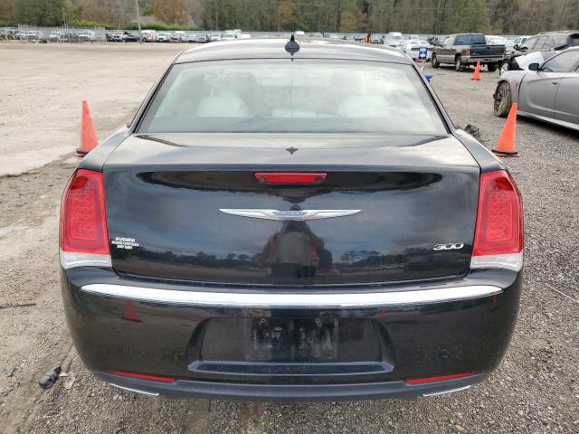 Photo 6 from auction – 2017 CHRYSLER 300 LIMITE with VIN 2C3CCAAG2HH552455