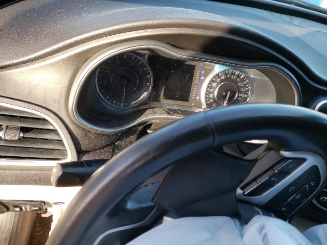 Photo 9 from auction – 2015 CHRYSLER 200 LIMITE with VIN 1C3CCCABXFN659953