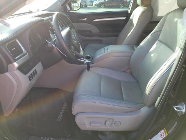 Photo 7 from auction – 2019 TOYOTA HIGHLANDER with VIN 5TDKZRFH6KS558595