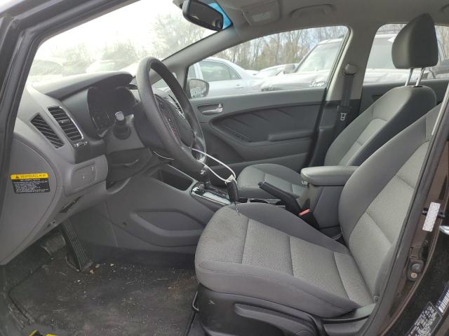 Photo 7 from auction – 2017 KIA FORTE LX with VIN 3KPFK4A78HE056617