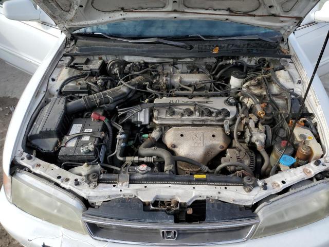 Photo 11 from auction – 1996 HONDA ACCORD EX with VIN 1HGCD5651TA169963