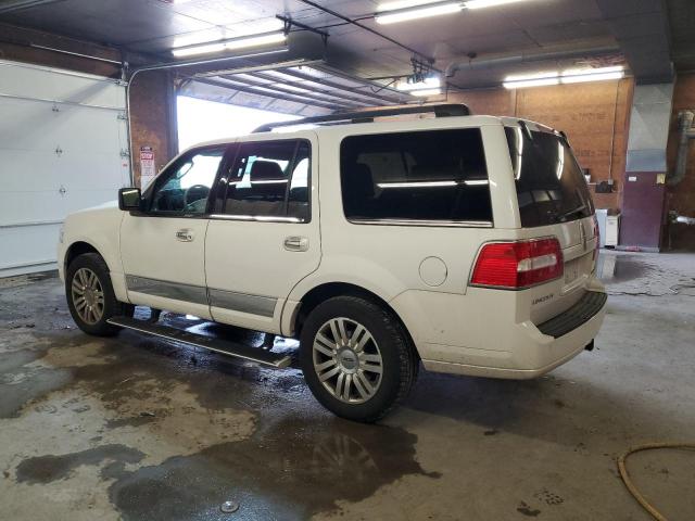 Photo 2 from auction – 2011 LINCOLN NAVIGATOR with VIN 5LMJJ2J52BEJ03748