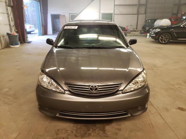 Photo 5 from auction – 2005 TOYOTA CAMRY LE with VIN 4T1BE32K05U983218