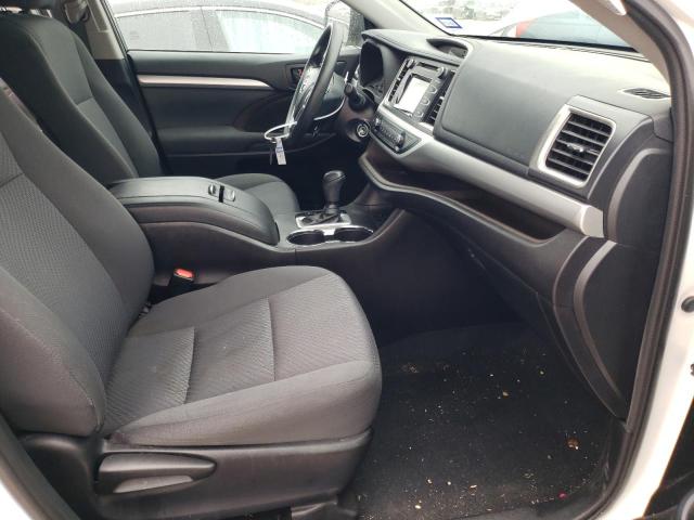Photo 5 from auction – 2019 TOYOTA HIGHLANDER with VIN 5TDZZRFH7KS309382