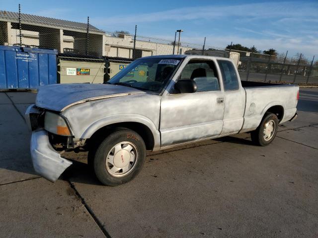 GMC SONOMA 2003 with VIN 1GTCS19X638274158 - Photo from auction