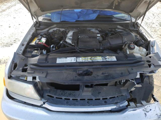Photo 12 from auction – 2000 LINCOLN NAVIGATOR with VIN 5LMFU28AXYLJ25453