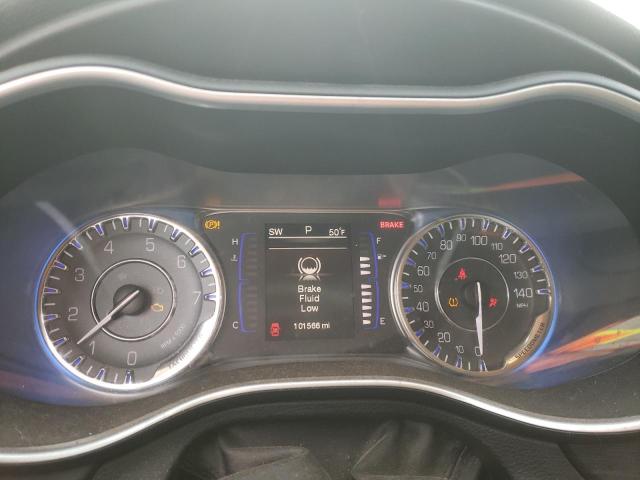 Photo 9 from auction – 2015 CHRYSLER 200 LIMITE with VIN 1C3CCCAB4FN689501