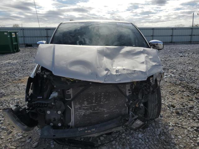 Photo 5 from auction – 2014 CHRYSLER TOWN & COU with VIN 2C4RC1CG9ER300923