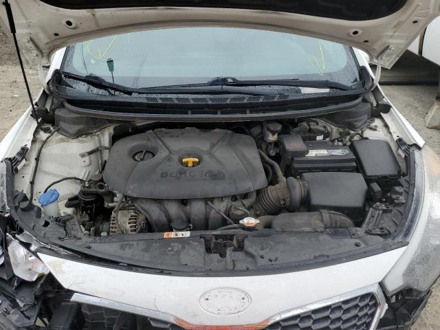 Photo 11 from auction – 2016 KIA FORTE LX with VIN KNAFK4A67G5618490