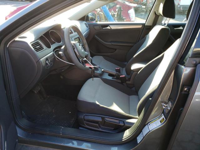 Photo 7 from auction – 2017 VOLKSWAGEN JETTA S with VIN 3VW2B7AJ7HM260145