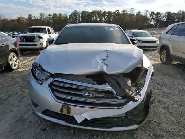 Photo 5 from auction – 2016 FORD TAURUS SEL with VIN 1FAHP2E80GG139755