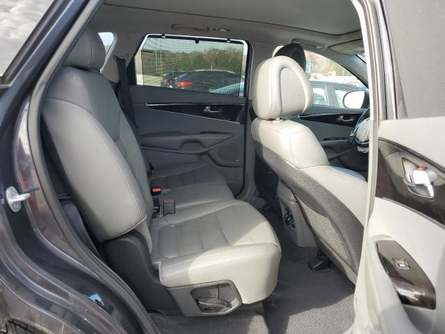 Photo 11 from auction – 2016 KIA SORENTO EX with VIN 5XYPH4A55GG084801