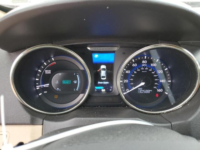 Photo 9 from auction – 2011 HYUNDAI SONATA HYB with VIN KMHEC4A44BA017480