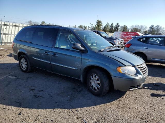 Photo 4 from auction – 2006 CHRYSLER TOWN & COU with VIN 2A8GP54L06R809954