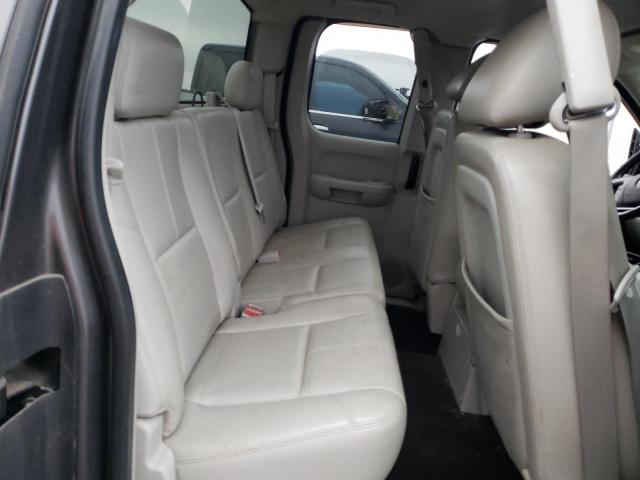 Photo 10 from auction – 2011 CHEVROLET SILVER1500 with VIN 1GCRKSE32BZ211800
