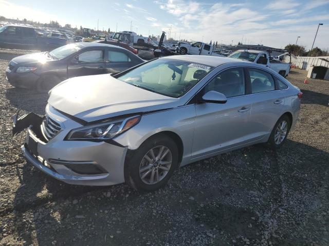HYUNDAI SONATA SE 2015 with VIN 5NPE24AF4FH124584 - Photo from auction