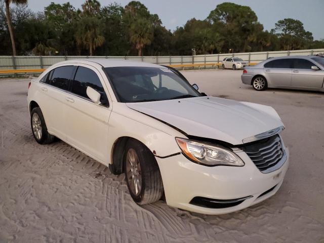 Photo 4 from auction – 2014 CHRYSLER 200 LX with VIN 1C3CCBAB4EN231210