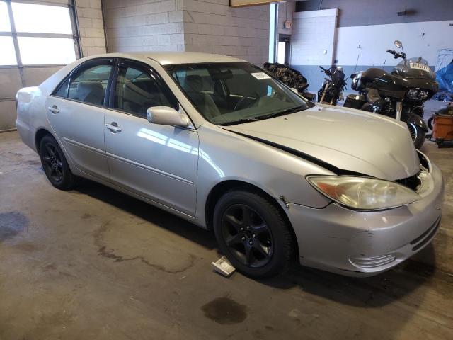Photo 4 from auction – 2004 TOYOTA CAMRY LE with VIN 4T1BF30K94U569434