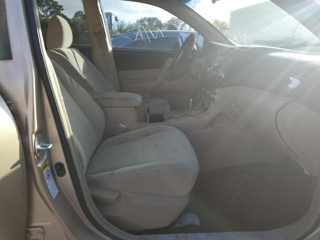 Photo 5 from auction – 2011 TOYOTA HIGHLANDER with VIN 5TDZK3EH9BS028719