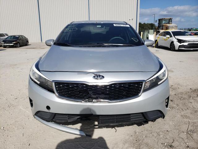 Photo 5 from auction – 2017 KIA FORTE LX with VIN 3KPFK4A79HE076195