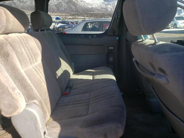 Photo 10 from auction – 2002 TOYOTA SIENNA CE with VIN 4T3ZF19C02U441408