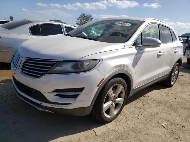 LINCOLN MKC 2015 with VIN 5LMCJ1A91FUJ02558 - Photo from auction