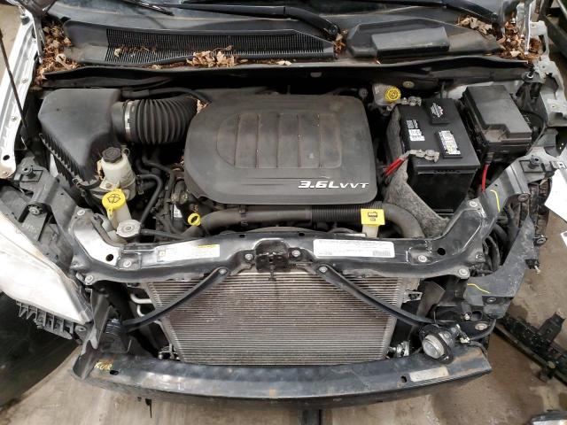 Photo 12 from auction – 2011 CHRYSLER TOWN & COU with VIN 2A4RR8DG5BR677423