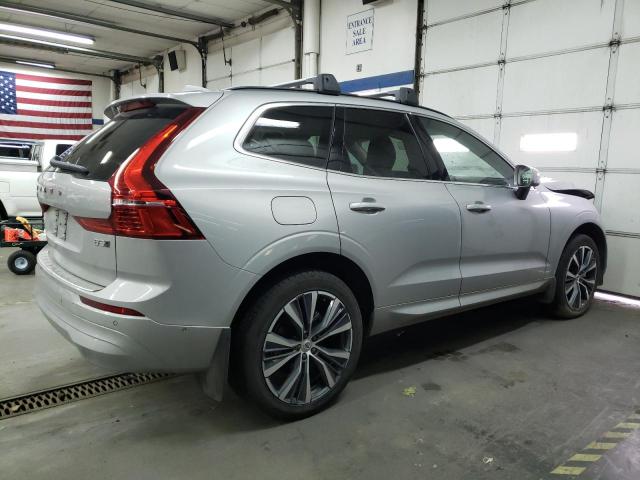 Photo 3 from auction – 2022 VOLVO XC60 B5 MO with VIN YV4L12RK4N1039733