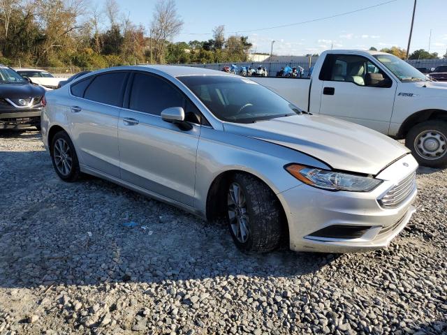 Photo 4 from auction – 2017 FORD FUSION SE with VIN 3FA6P0HD5HR401784