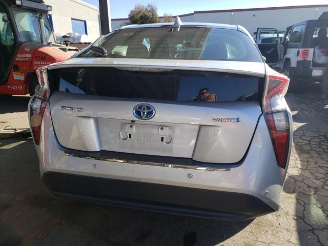 Photo 6 from auction – 2016 TOYOTA PRIUS with VIN JTDKARFU5G3016286