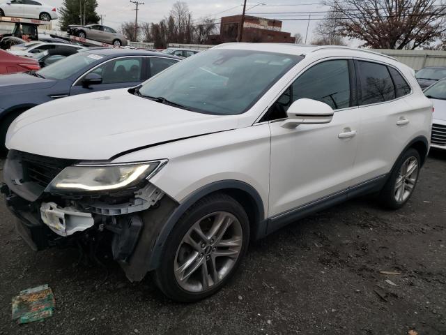 LINCOLN MKC 2015 مع رقم تعريف المركبة 5LMTJ2AH7FUJ08605 - صورة من المزاد