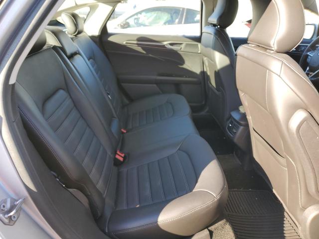 Photo 10 from auction – 2016 FORD FUSION SE with VIN 3FA6P0HD8GR169390