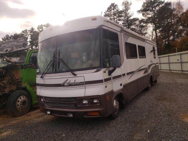 Photo 2 from auction – 2000 WINNEBAGO ADVENTURER with VIN 5B4LP37J8Y3319168