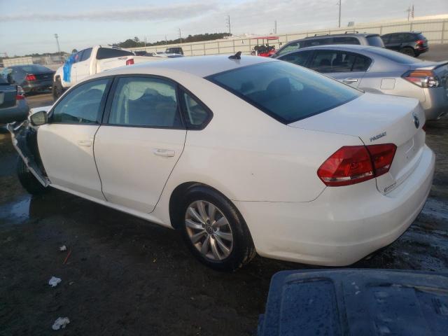 Photo 2 from auction – 2015 VOLKSWAGEN PASSAT S with VIN 1VWAT7A33FC059660