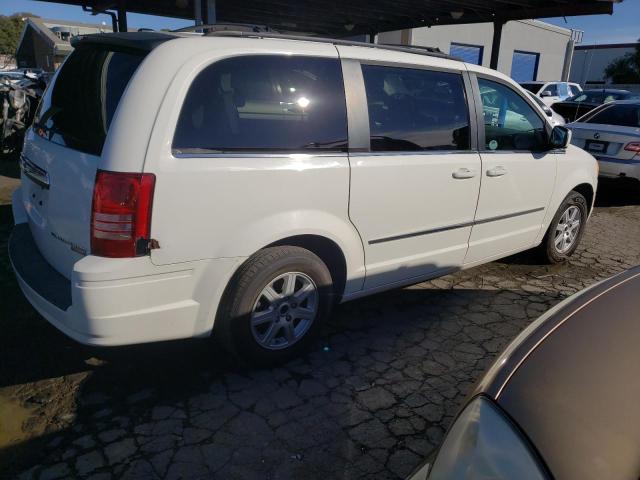 Photo 3 from auction – 2010 CHRYSLER TOWN & COU with VIN 2A4RR5DX2AR338213