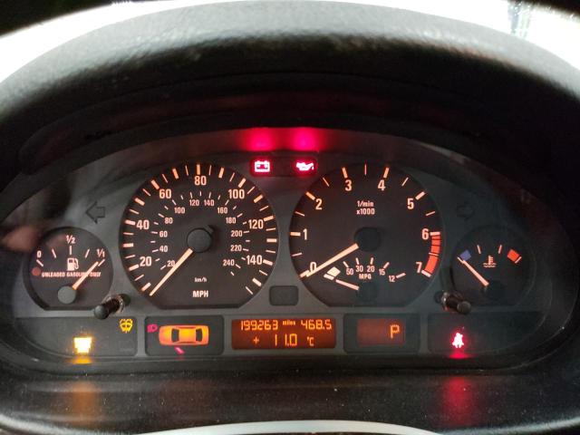 Photo 9 from auction – 2003 BMW 325 XIT with VIN WBAEP33483PF03028