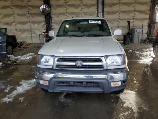 Photo 5 from auction – 2000 TOYOTA 4RUNNER SR with VIN JT3GN86RXY0135667